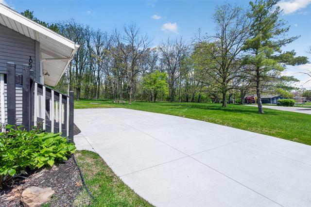 Builiding view eight for 10674 Wesch Rd, Brooklyn, MI. 49230