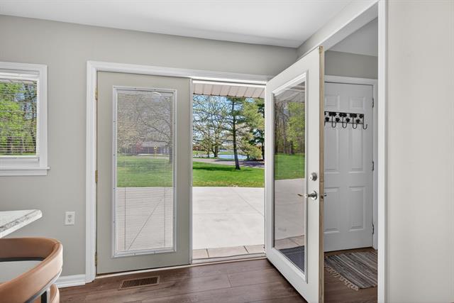 Builiding view eleven for 10674 Wesch Rd, Brooklyn, MI. 49230
