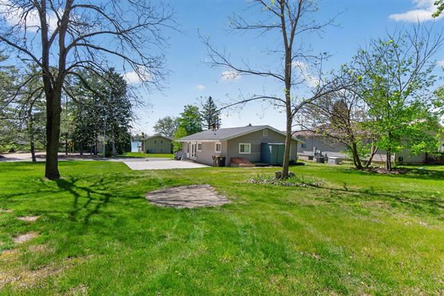 Builiding view forty three for 10674 Wesch Rd, Brooklyn, MI. 49230