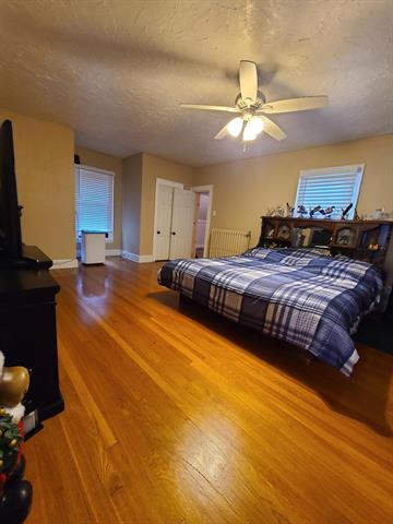 Builiding view thirty three for 746 Oakridge Dr, Jackson, MI. 49203