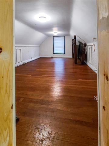 Builiding view twenty eight for 746 Oakridge Dr, Jackson, MI. 49203
