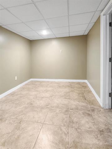Builiding view twenty five for 746 Oakridge Dr, Jackson, MI. 49203