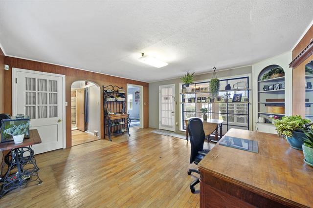 Builiding view six for 3219 Mccain Rd, Jackson, MI. 49203