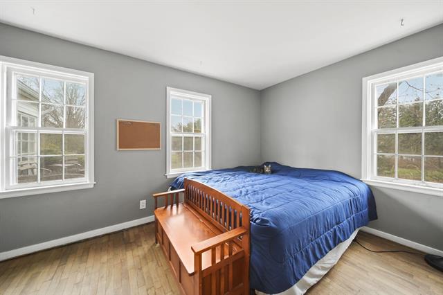 Builiding view ten for 3219 Mccain Rd, Jackson, MI. 49203