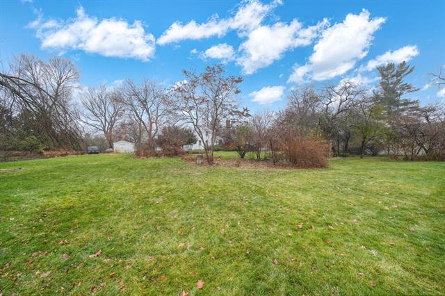 Builiding view thirty eight for 3219 Mccain Rd, Jackson, MI. 49203