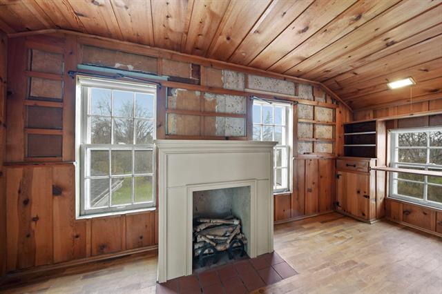 Builiding view twenty four for 3219 Mccain Rd, Jackson, MI. 49203