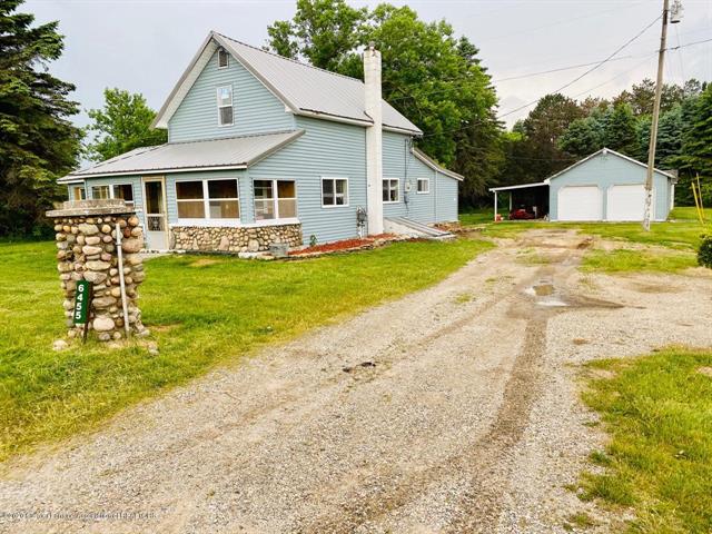 front view for 6455 N Crystal Road, Vestaburg, Mi. 48891