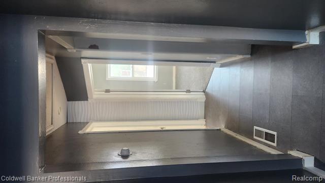 Builiding view seven for 1380 Audrey, Burton, MI. 48509