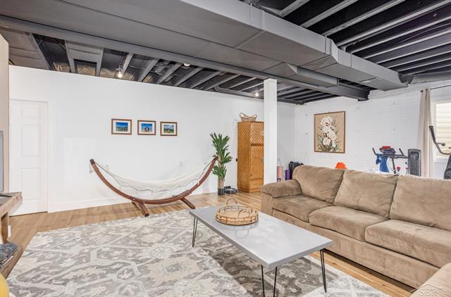 Builiding view nineteen for 8599 Ashland, Freeland, MI. 48623