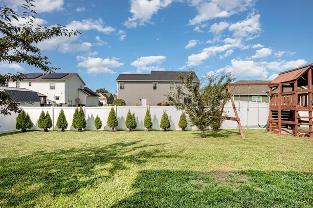 Builiding view twenty one for 8599 Ashland, Freeland, MI. 48623