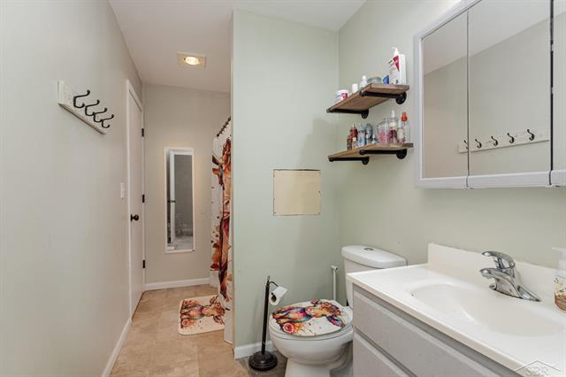 Builiding view fourteen for 7979 Caro, Reese, MI. 48757