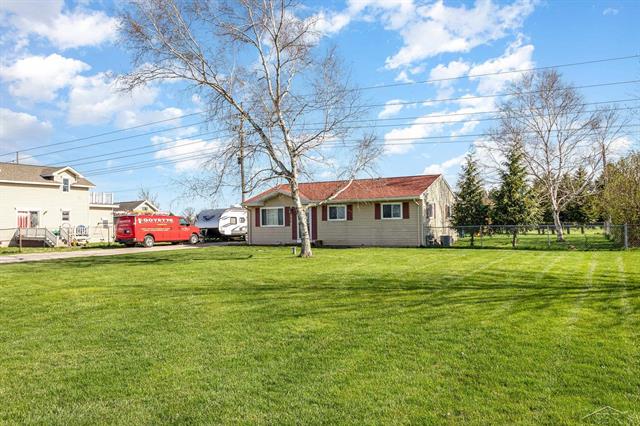 Builiding view seventeen for 7979 Caro, Reese, MI. 48757