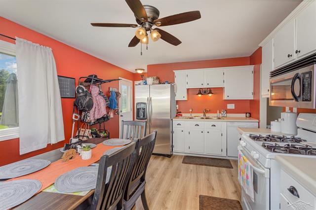 Builiding view six for 7979 Caro, Reese, MI. 48757