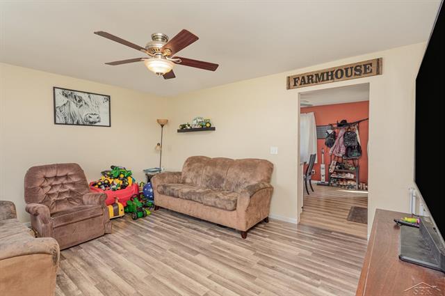 Builiding view three for 7979 Caro, Reese, MI. 48757