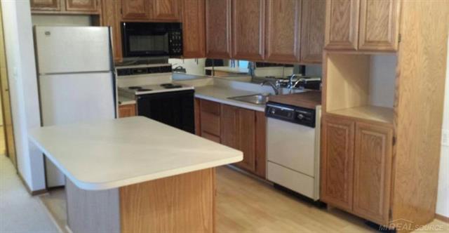 Builiding view four for 15312 Ashley Court, Macomb, MI. 48044