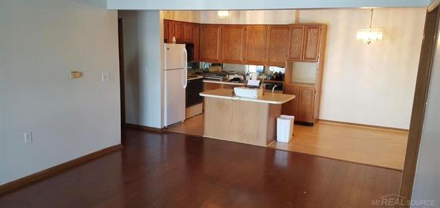 Builiding view seven for 15312 Ashley Court, Macomb, MI. 48044