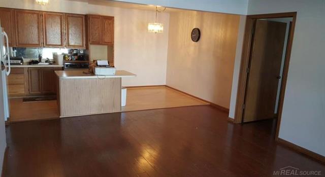 Builiding view six for 15312 Ashley Court, Macomb, MI. 48044