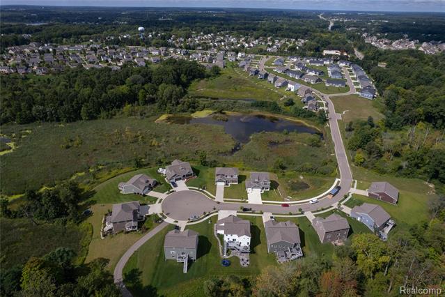 Builiding view thirty one for 3040 Bogues View Drive, Howell, MI. 48843