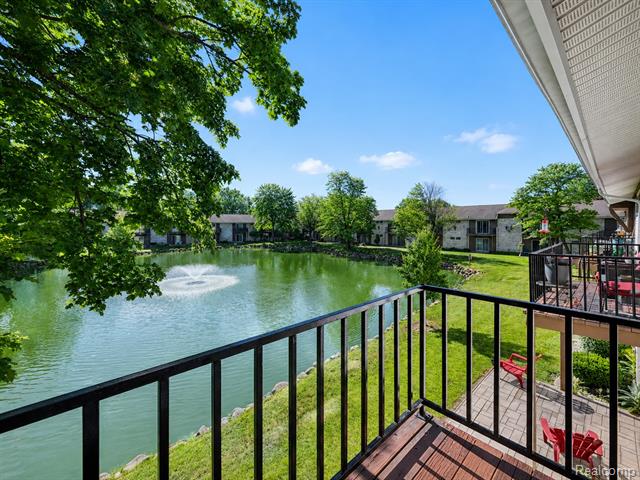 Builiding view twenty three for 7592 Woodview Dr. 4, Westland, MI. 48185