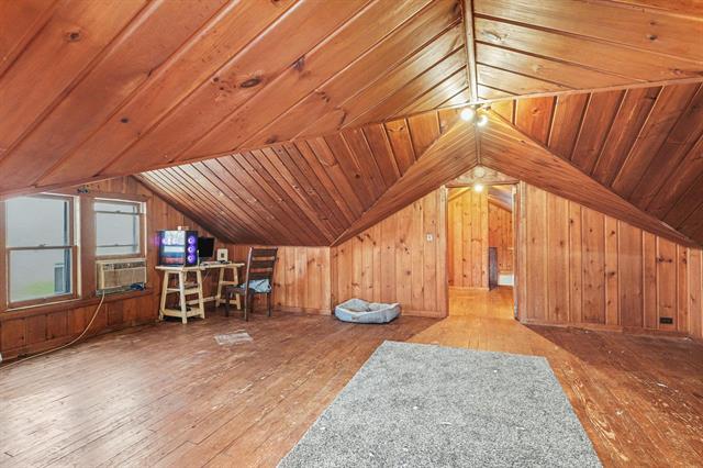 Builiding view fourteen for 2545 Hermansau, Saginaw, MI. 48602