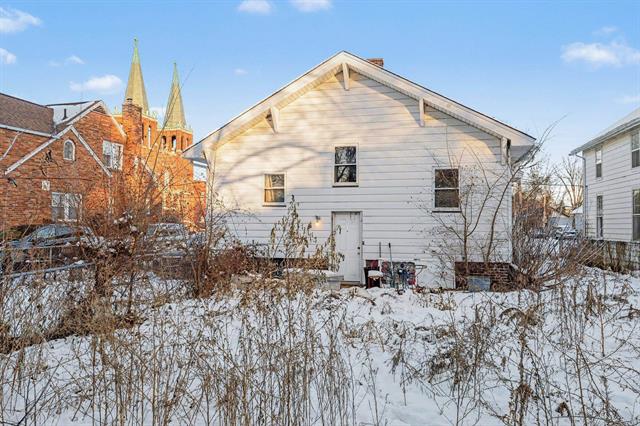 Builiding view sixteen for 2545 Hermansau, Saginaw, MI. 48602