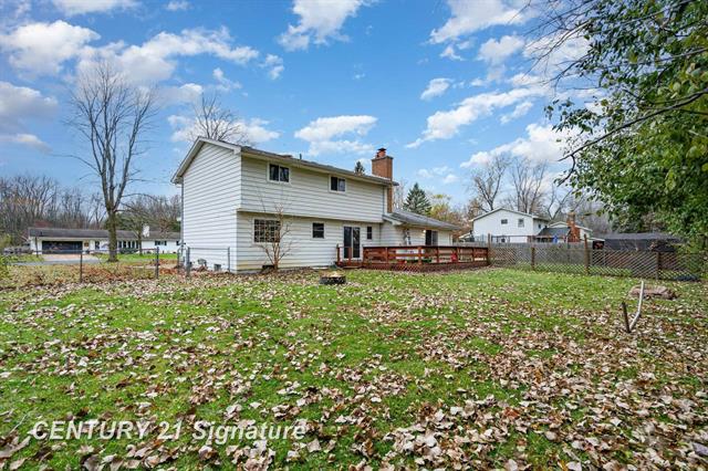 Builiding view twenty three for 7860 Luann Street, Saginaw, MI. 48609