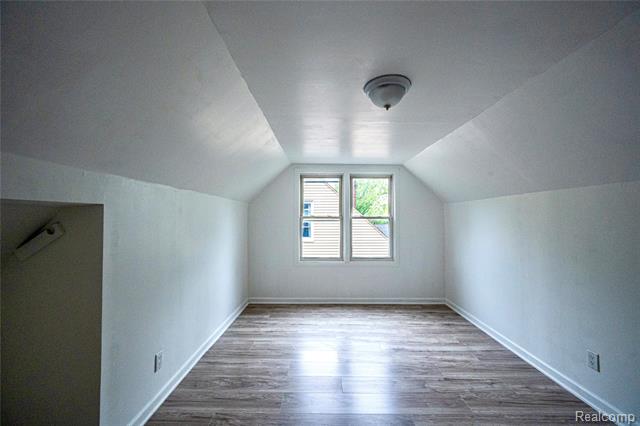 Builiding view sixteen for 13680 Borgman, Oak Park, MI. 48237