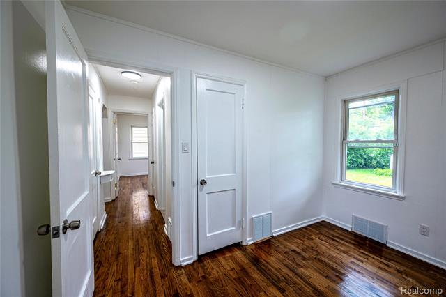 Builiding view thirteen for 13680 Borgman, Oak Park, MI. 48237