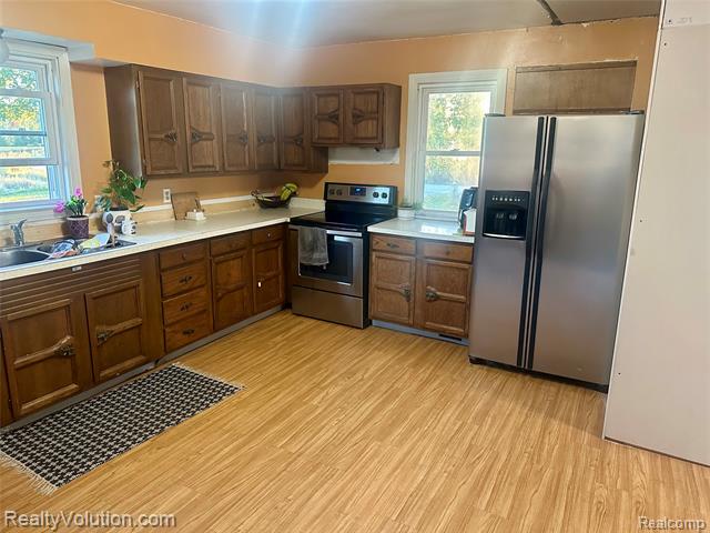 Builiding view eight for 6390 Cade Rd, Yale, MI. 48097