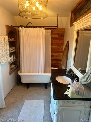 Builiding view seventeen for 6390 Cade Rd, Yale, MI. 48097