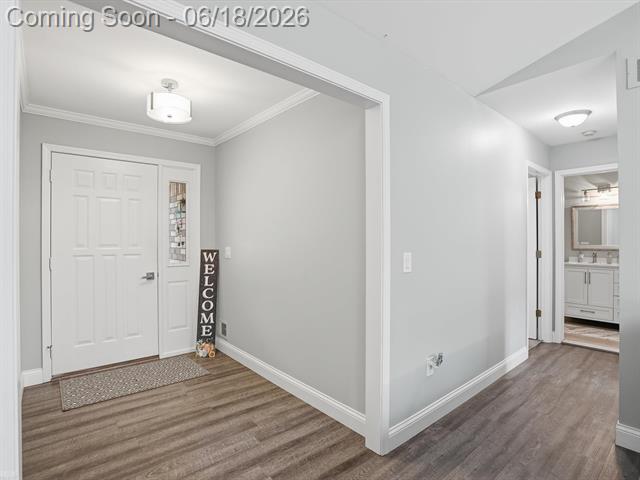 Builiding view one for 19020 Carmelo Dr., Clinton Township, MI. 48038