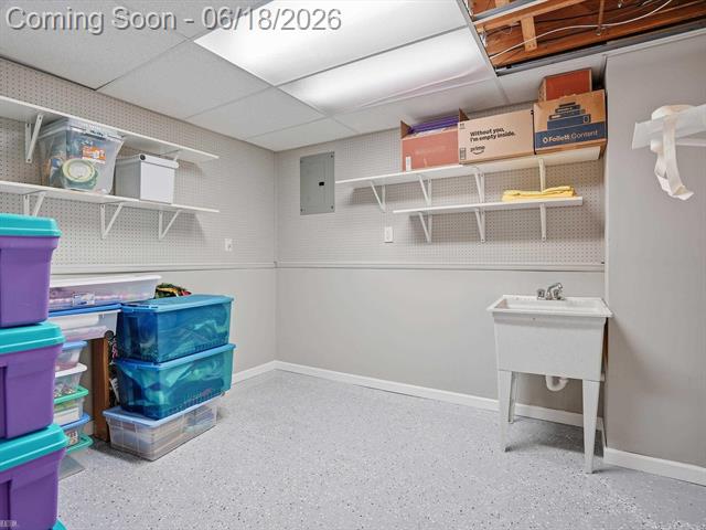 Builiding view thirty one for 19020 Carmelo Dr., Clinton Township, MI. 48038