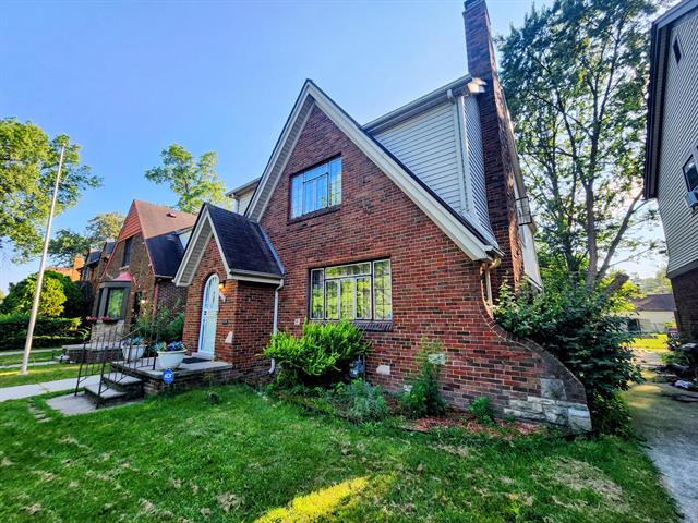 Builiding view two for 4489 Kensington, Detroit, MI. 48224