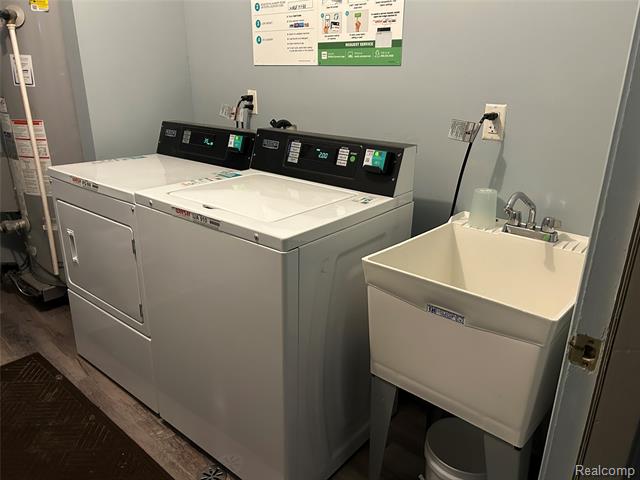 Builiding view fifteen for 34690 Clarkson #28, Fraser, MI. 48026