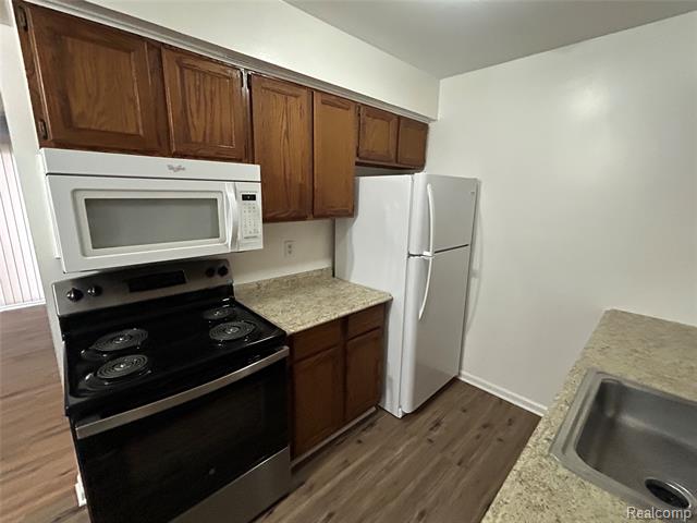 Builiding view seven for 34690 Clarkson #28, Fraser, MI. 48026