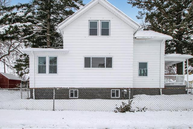 Builiding view thirty nine for 1403 Bliss, Saginaw, MI. 48602