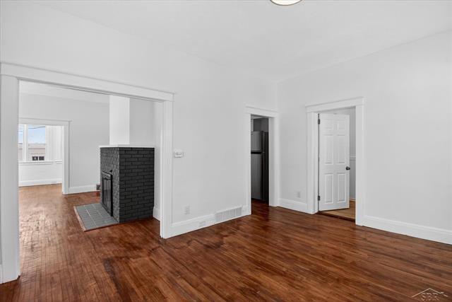 Builiding view three for 1403 Bliss, Saginaw, MI. 48602