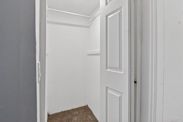 Builiding view twenty one for 1403 Bliss, Saginaw, MI. 48602