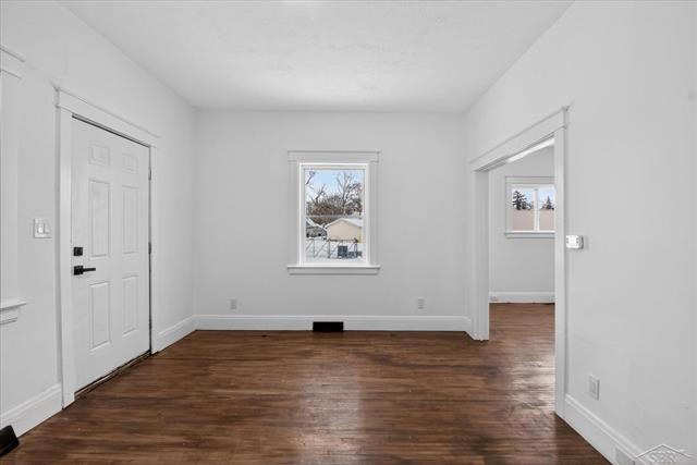 Builiding view two for 1403 Bliss, Saginaw, MI. 48602