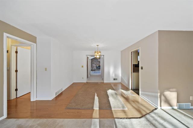 Builiding view six for 912 Halstead, Jackson, MI. 49203