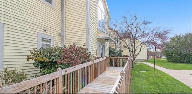 Builiding view sixteen for 2233 Huron, Ann Arbor, MI. 48104