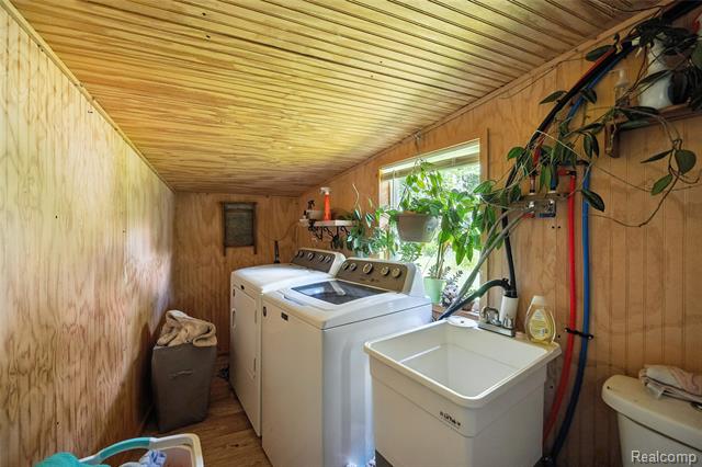 Builiding view nineteen for 7604 Imlay City, Avoca, MI. 48006