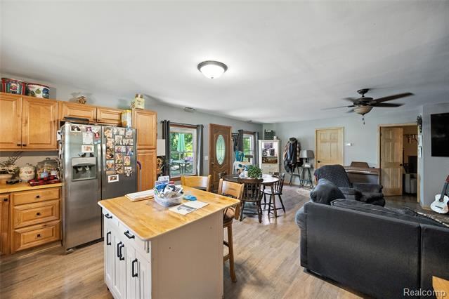 Builiding view ten for 7604 Imlay City, Avoca, MI. 48006