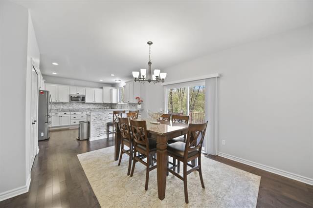 Builiding view fifteen for 10478 River Edge, Saline, MI. 48176