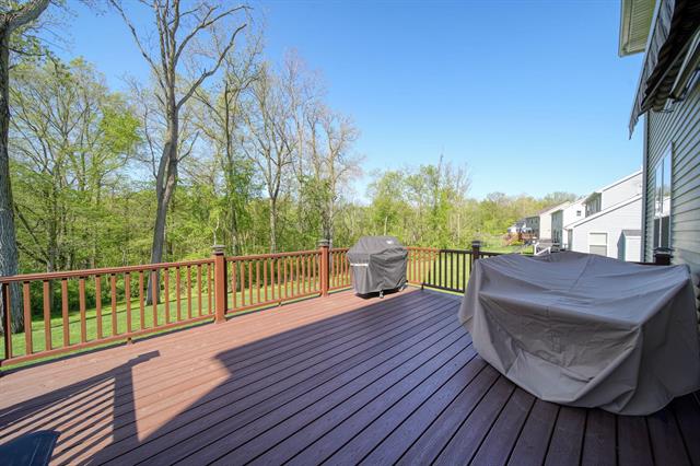 Builiding view seven for 10478 River Edge, Saline, MI. 48176