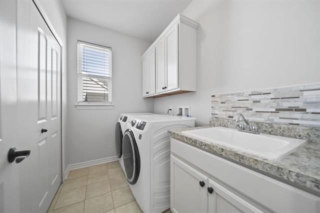 Builiding view twenty one for 10478 River Edge, Saline, MI. 48176