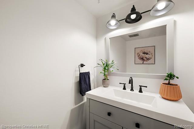 Builiding view nineteen for 41327 Lagoon, Northville, MI. 48167