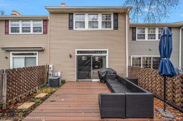 Builiding view thirty five for 41327 Lagoon, Northville, MI. 48167