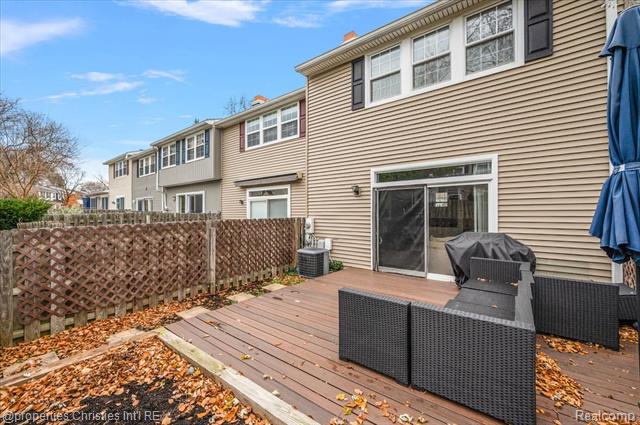 Builiding view thirty six for 41327 Lagoon, Northville, MI. 48167