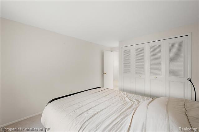 Builiding view twenty six for 41327 Lagoon, Northville, MI. 48167